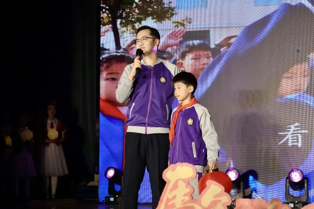 民盟盟员卢远亮相卫滨区春晚 原创歌曲《卫滨》唱响桑梓深情