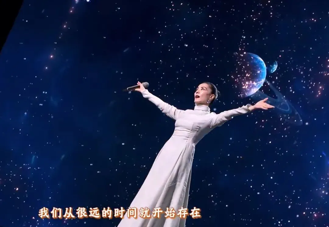 王菲春晚一首歌《你我经历的一刻》唱透了轮回与当下(国画欣赏)