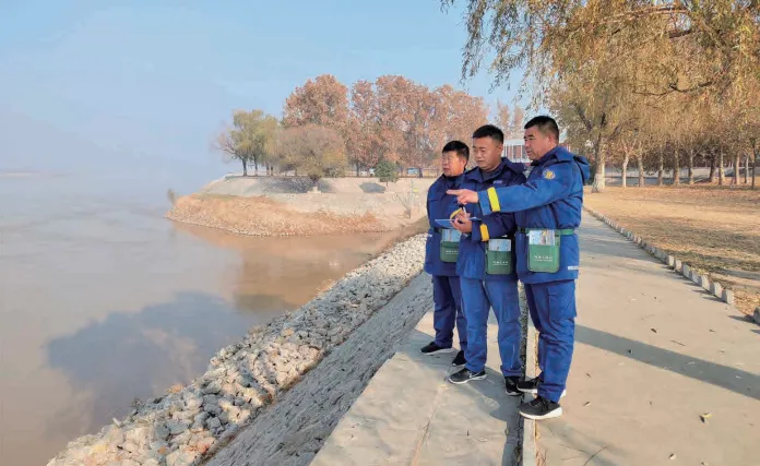 【黄河·冬之歌】亓飞|寒冬里的守望