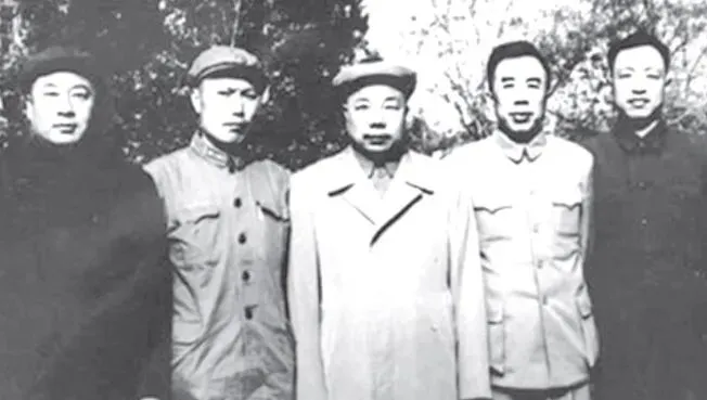 经典歌曲欣赏(《长征组歌》)