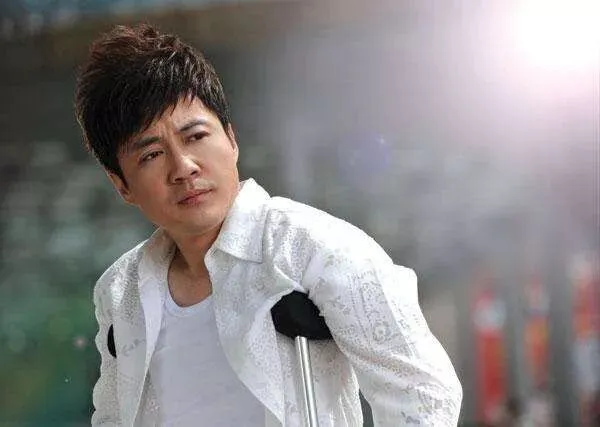 流行歌曲研究表明,哪个年代的“凤凰男”套路都一样