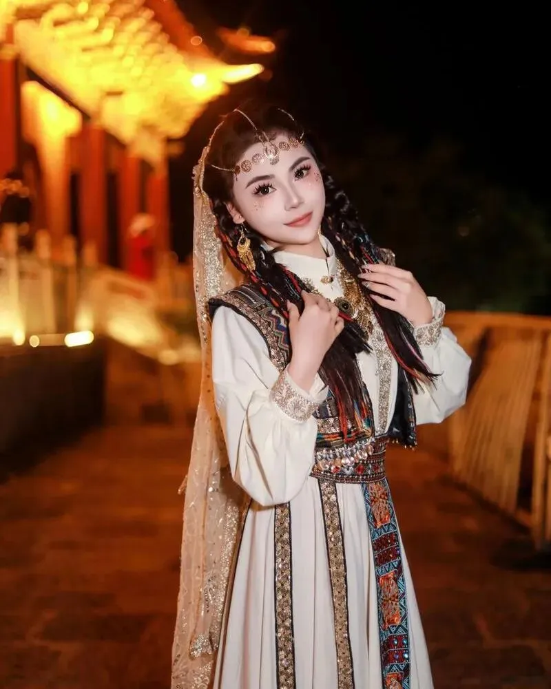 【歌曲】跋涉/作词 柳再义