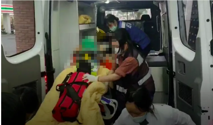 坠机身亡台军飞行员告别式上,响起大陆歌曲