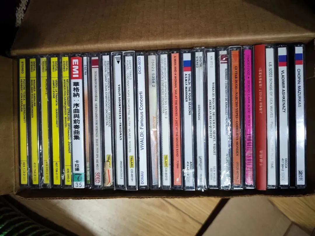 上海同城上门回收啦️音乐CD、歌曲磁带、DVD、VCD、各种碟片黑胶唱片、老专辑、影视碟统统收!