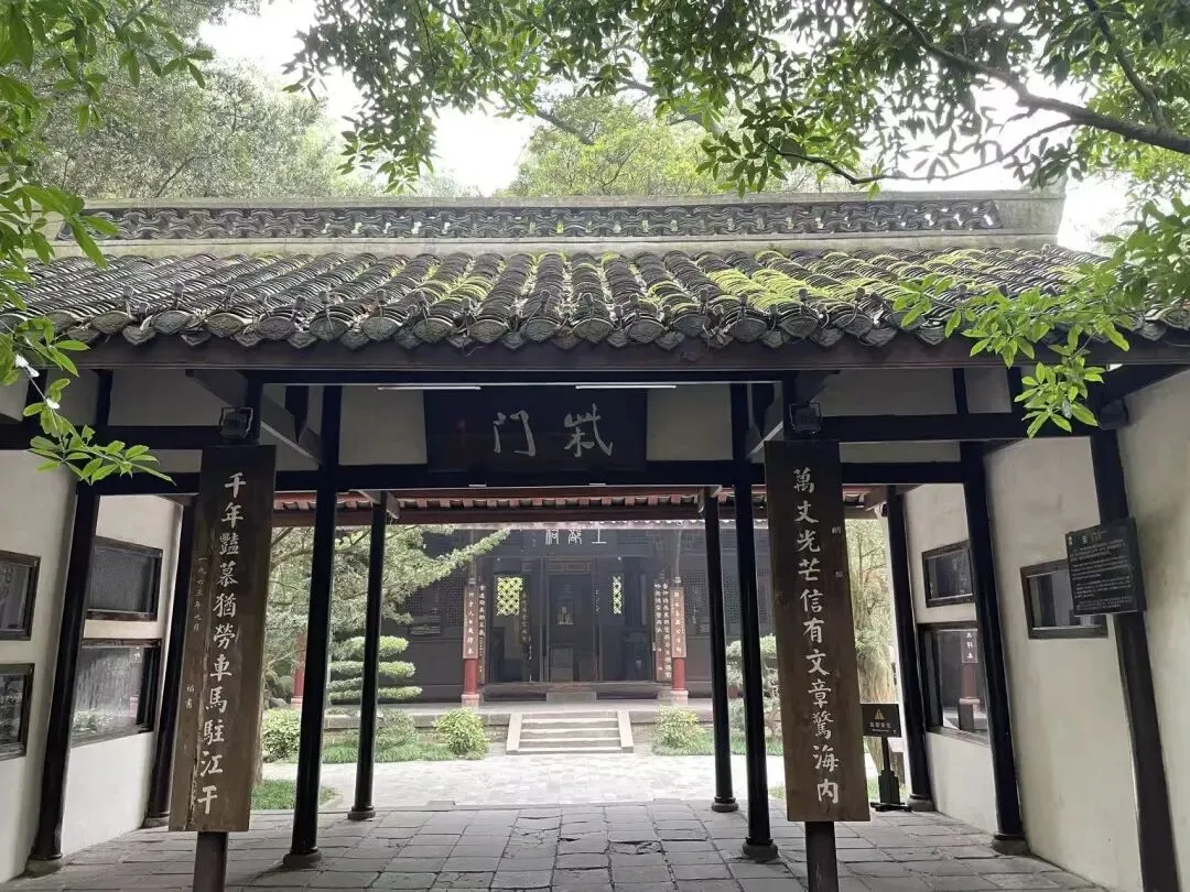 《茅屋为秋风所破歌》老杜心系苍生,人格境界的丰碑?