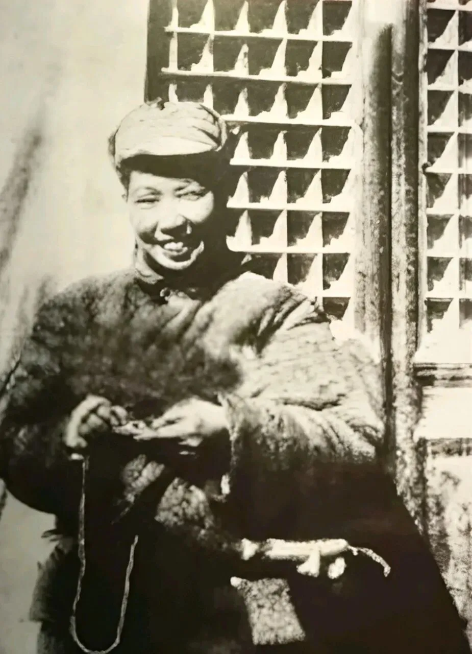 《甘肃日报》原副总编辑写过著名红色歌曲《延安颂》,你知道她是谁吗?