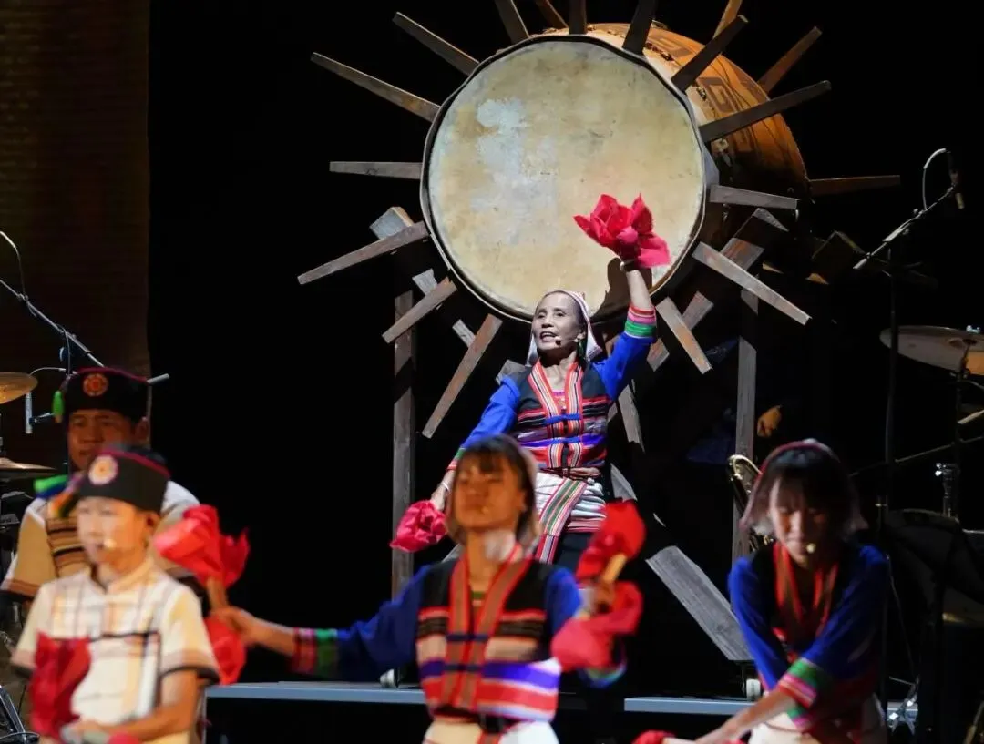 西双版纳歌朗河项目与大批优秀非遗传承人达成战略合作 共筑民族文化传承新生态