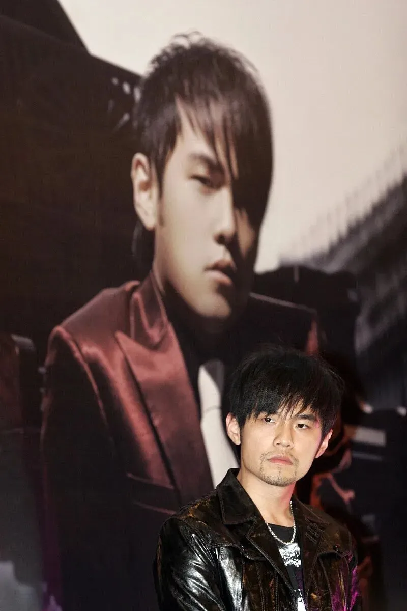 周杰伦新专辑今晚0点引爆!13首全新歌曲颠覆你的期待