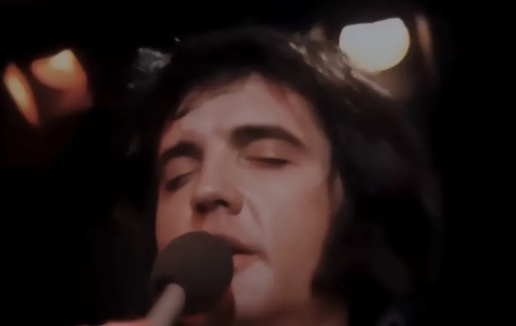 永恒的经典:英文歌曲 Elvis Presley - Can't Help Falling In Love