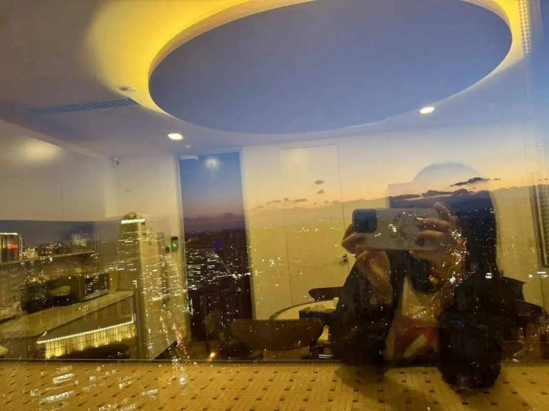 《毫无代价唱最幸福的歌》:春日快乐计划