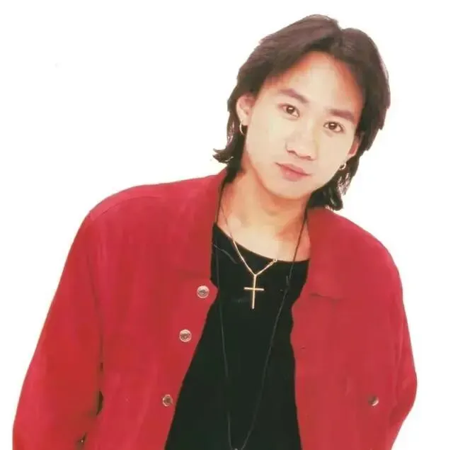 “黄家驹”的歌为什么最近突然火了 ?