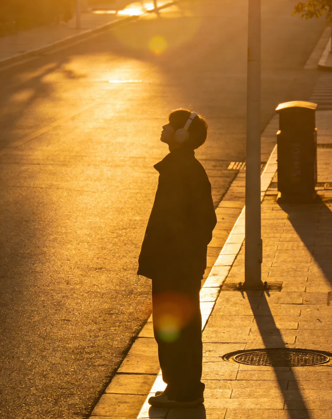 原来,听完这首歌,我突然原谅了所有的不辞而别