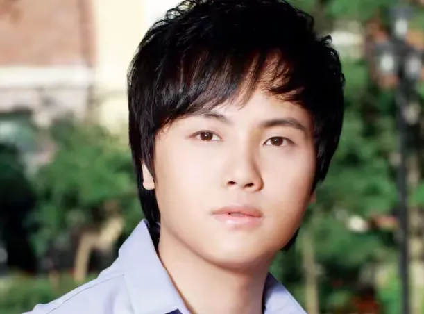 彩铃时代下载量最高的网络歌曲是哪首吗?没有精致包装,却能吊打如今的网红口水歌