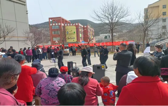 文明实践|长征社区开展“唱响红色歌曲 传承红色文化”文明实践活动