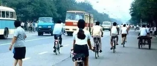 为什么中国人开始怀念八十年代-歌曲