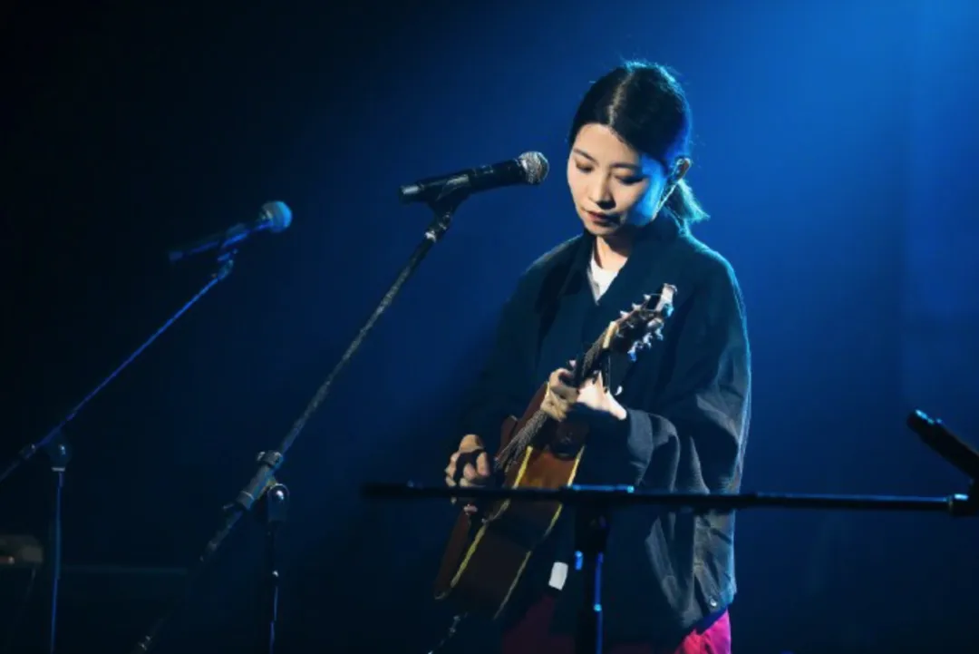 《梦里梦外》Jam--歌曲推荐