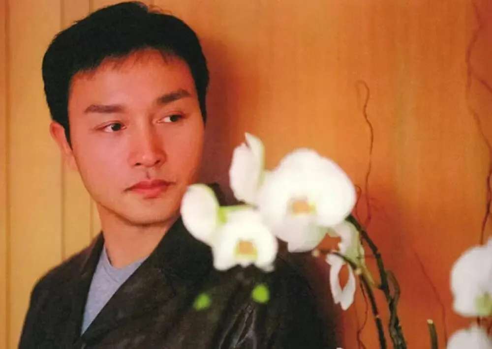 以三首张国荣翻唱的日语歌曲纪念风华绝代的他,这些歌是他的成名作和代表作