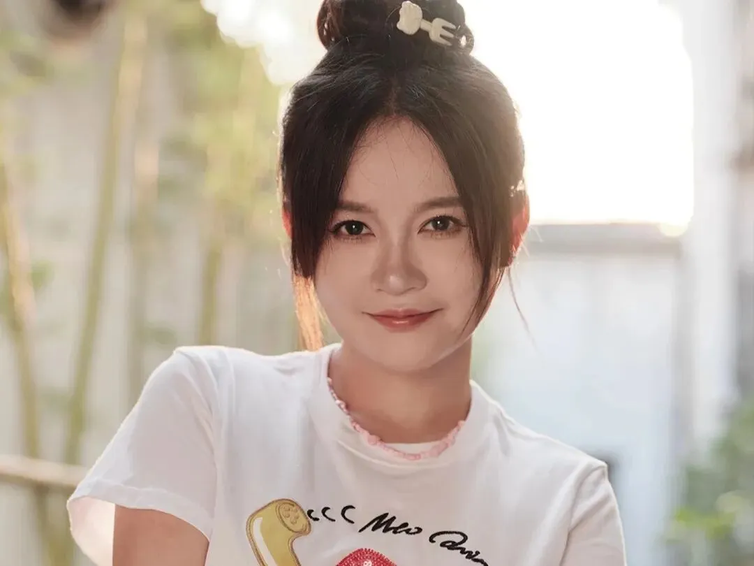 唯美歌词|整理程响唱的15首伤感歌曲