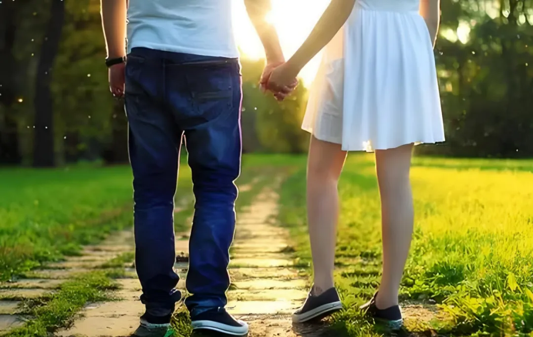 【每天一首歌,一个故事】穿山越岭的另一边左手边的距离