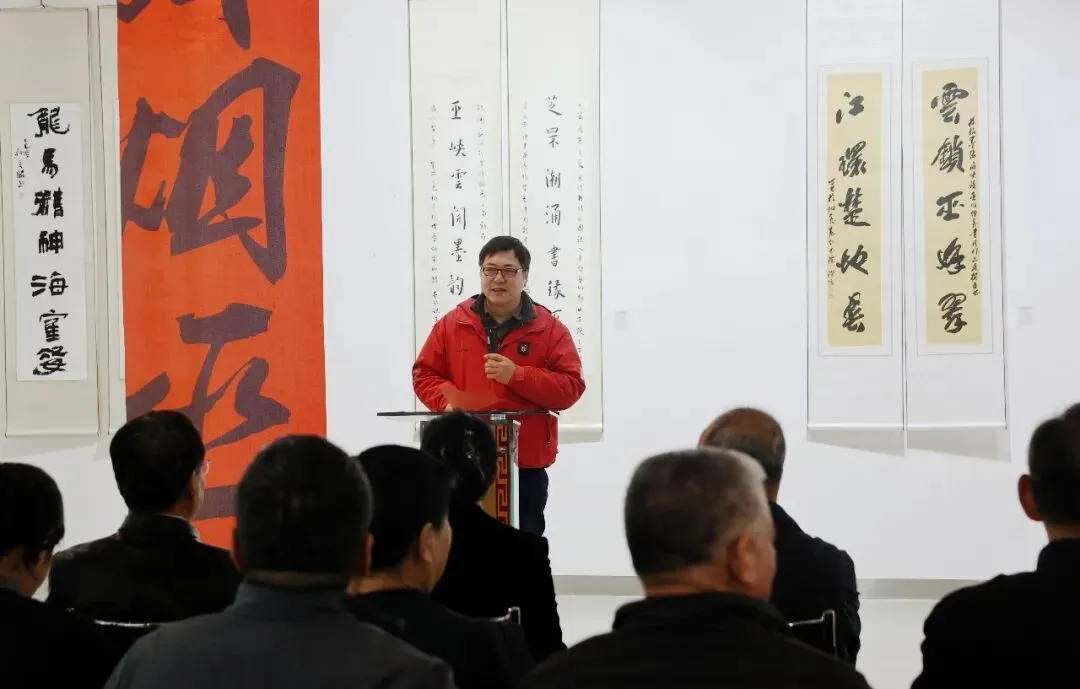 【快讯】“笔歌东西 墨舞烟巫”烟台书法名家邀请展在烟台城市美术馆开幕