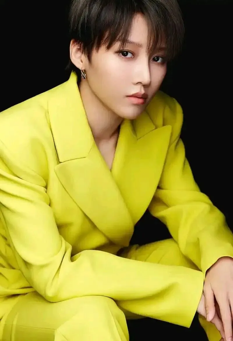 刘雨昕|以舞为刃,以歌为心,内娱独一份的全能行者