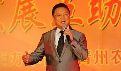 一听就泪目!蒋大为这首老歌,竟是中老年人助眠神曲