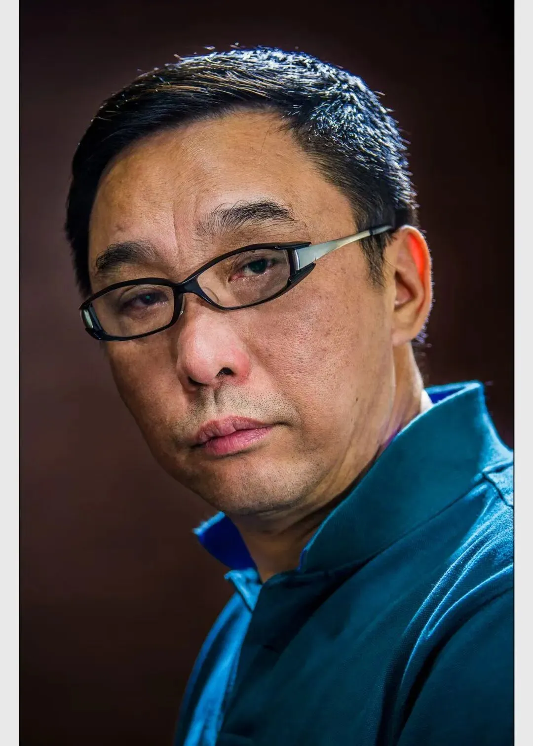 自贸港主题原创歌曲《迎着海风歌唱》发布