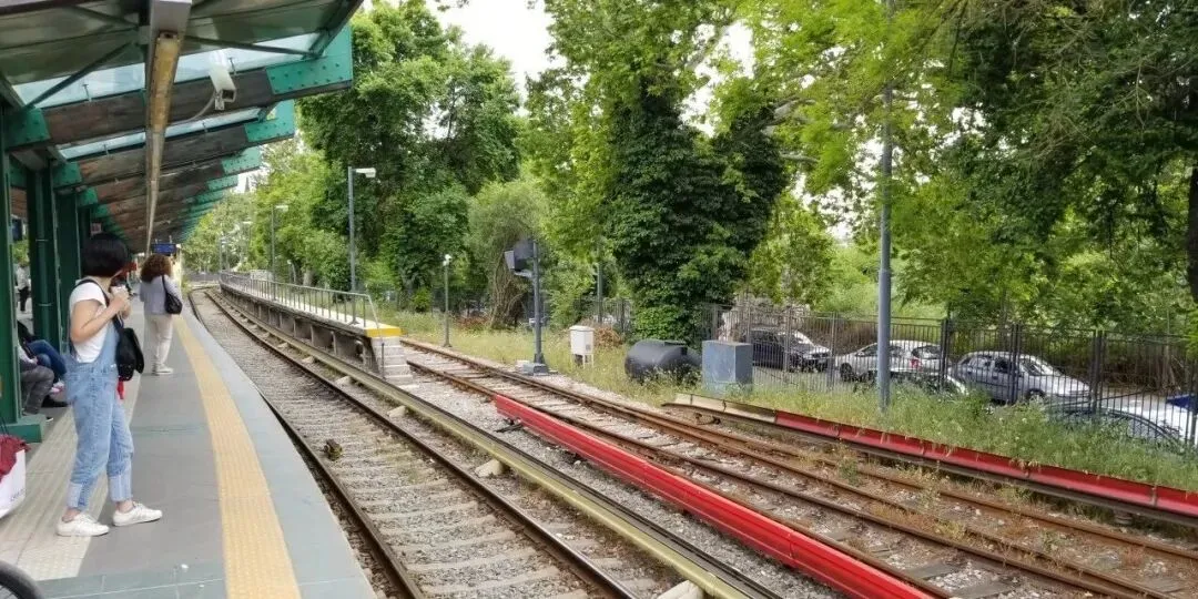 希腊老歌里的遥远东方想象:“当我一半的心”在远方(中国)