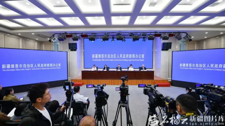 打起手鼓唱起歌!第二届中国新疆民间艺术季22日开幕