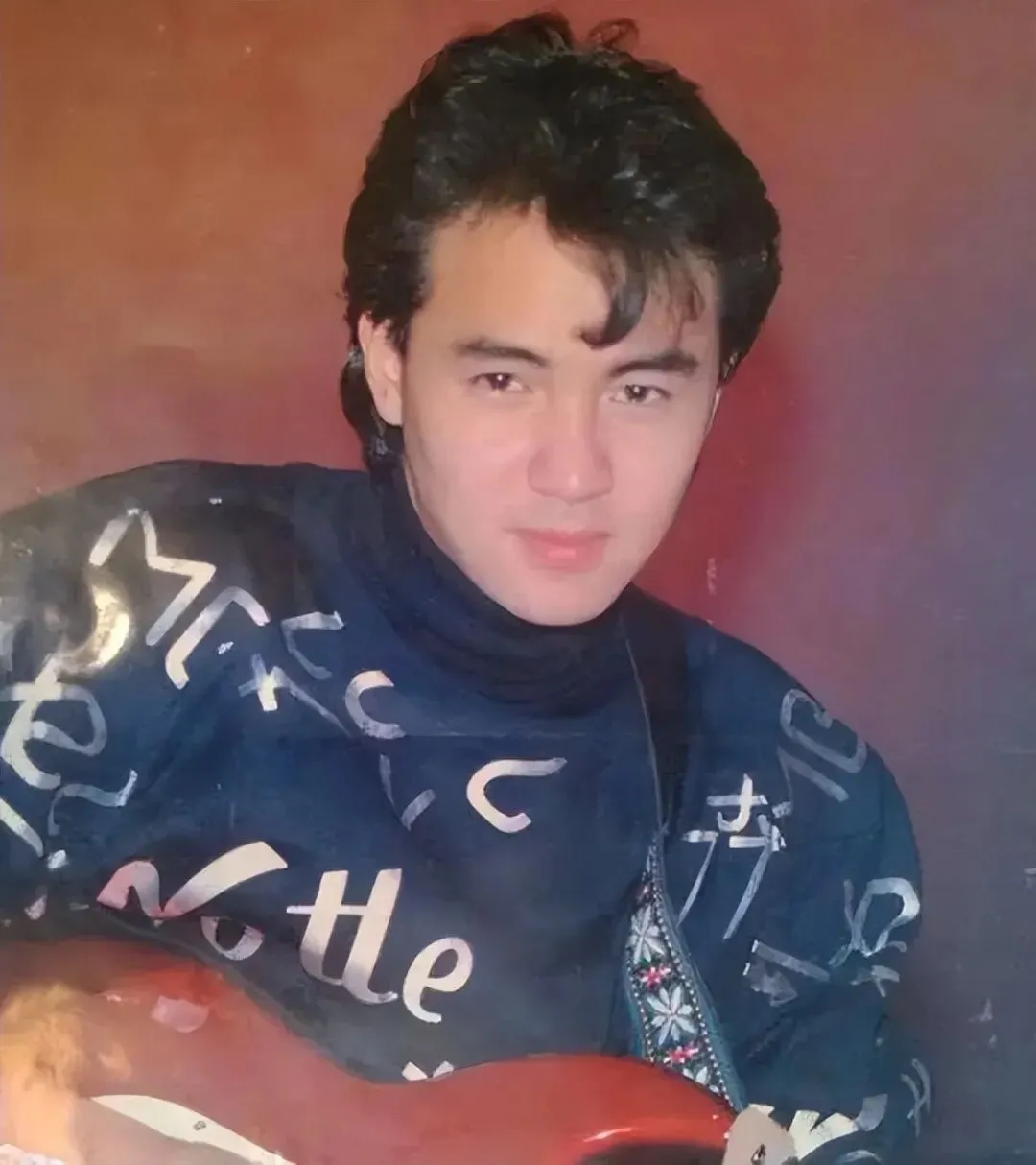 童安格:歌藏半生梦,人如温玉风