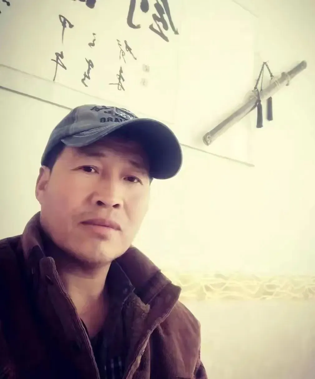歌曲《德令哈》