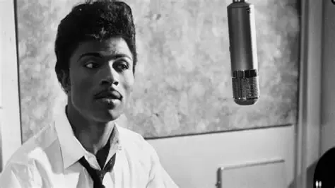 《滚石》杂志500首最伟大的歌曲排名413位 Little Richard-The Girl Can't Help It