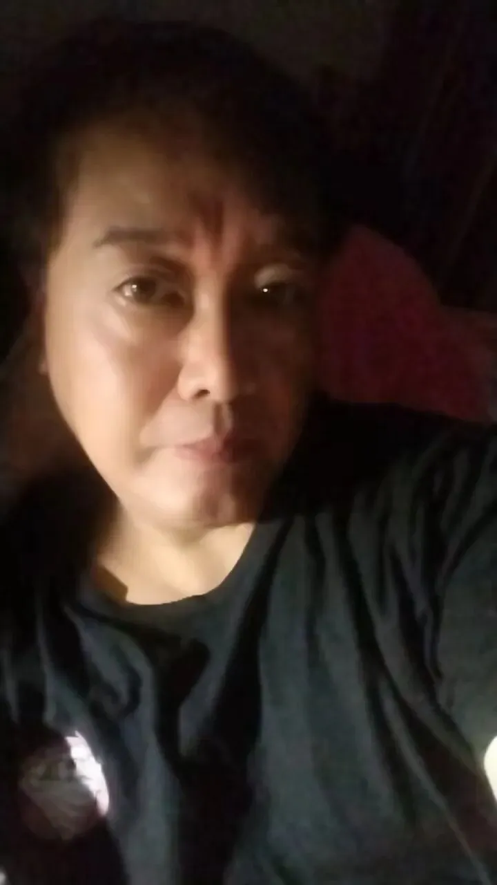 安徽诗人●紫野:为谁而歌(组诗)
