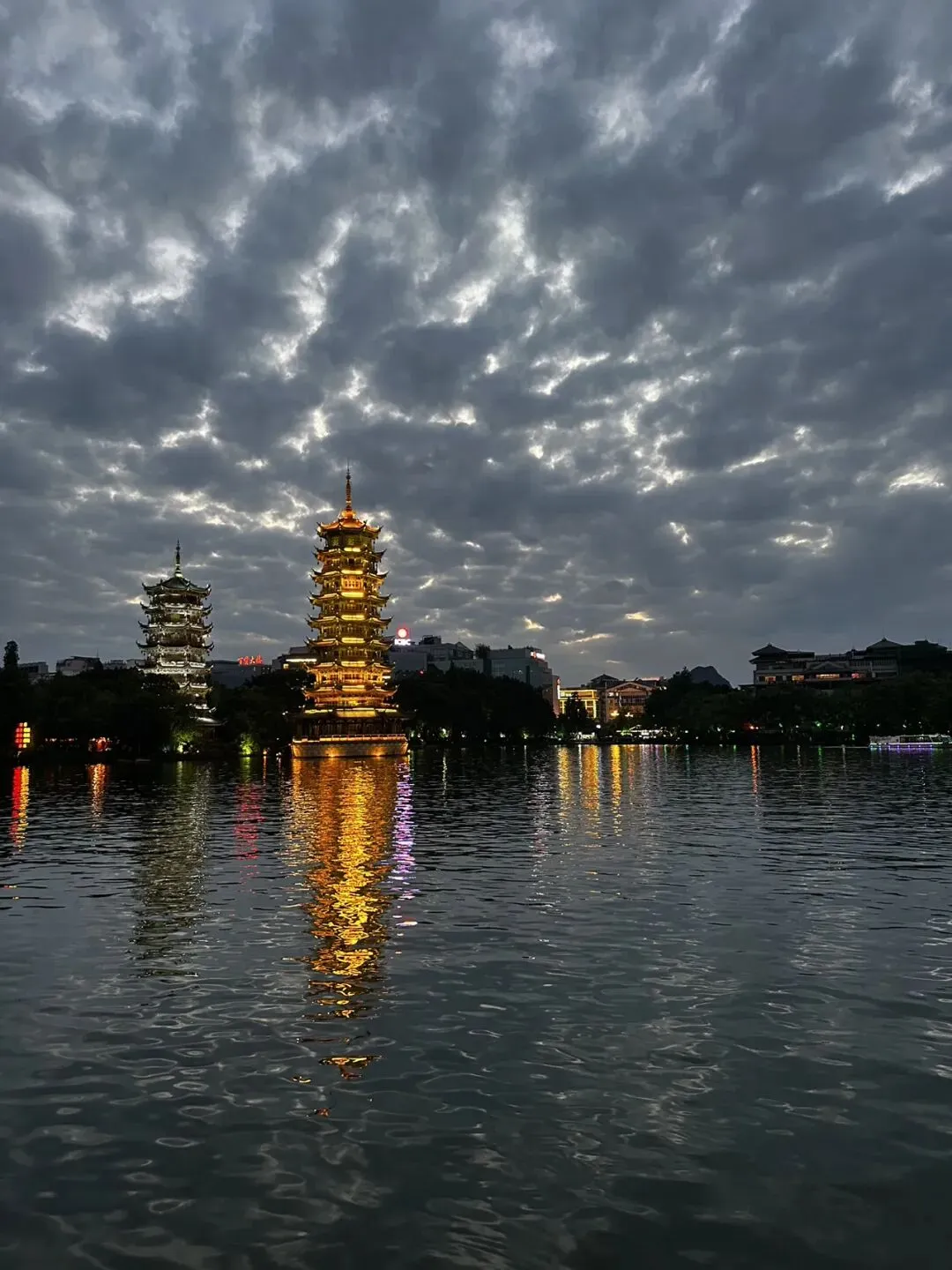 读完这首<不足歌>,我放下了90%的执念