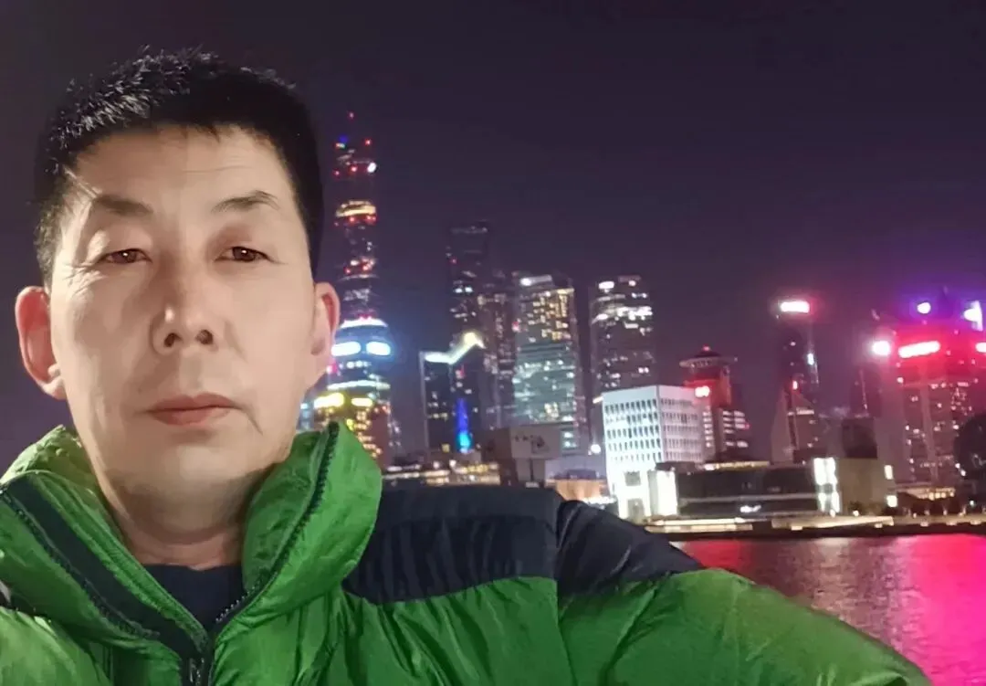 我把疯狂小吃部《扫雪歌》修改了一下