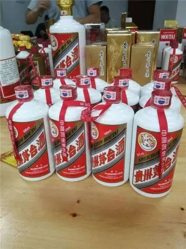 枣庄回收五粮液玛歌木桶洋酒多年老店交易全程保障隐私