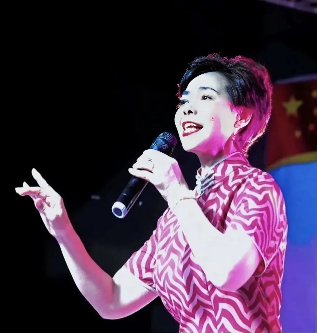 唱与你听|《渔家姑娘在海边》:一曲老歌,重逢年少初心