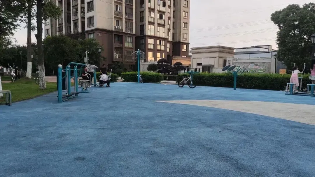 老歌,是打开尘封岁月的钥匙
