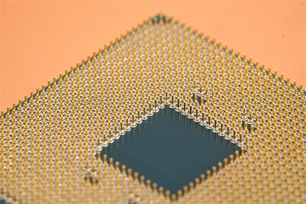 AMD锐龙7 9850X3D跑分:比9800X3D提升4.7%