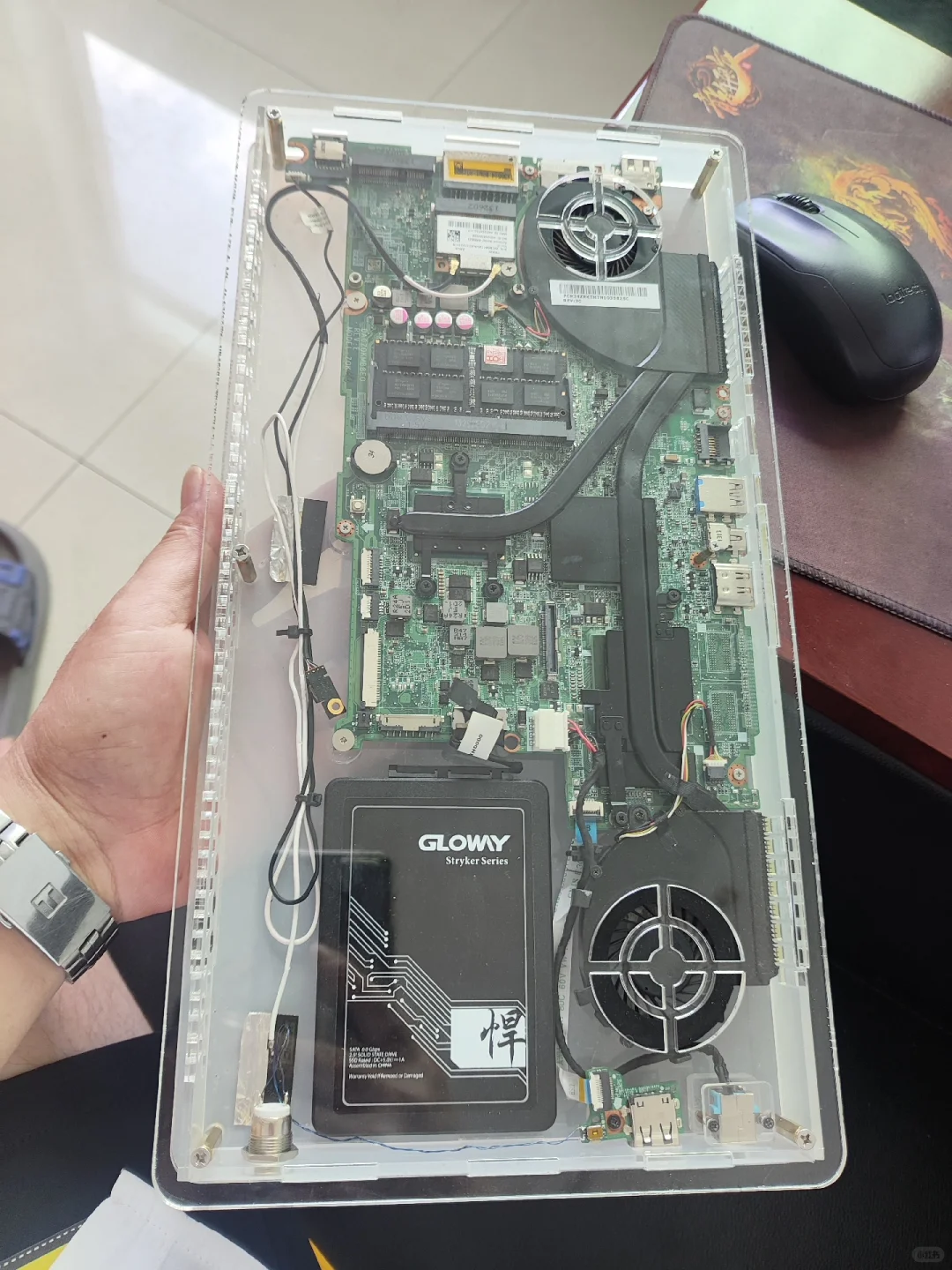 出笔记本改便携一体机