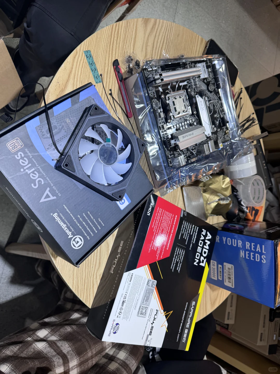 现场看着配组装机我才放心