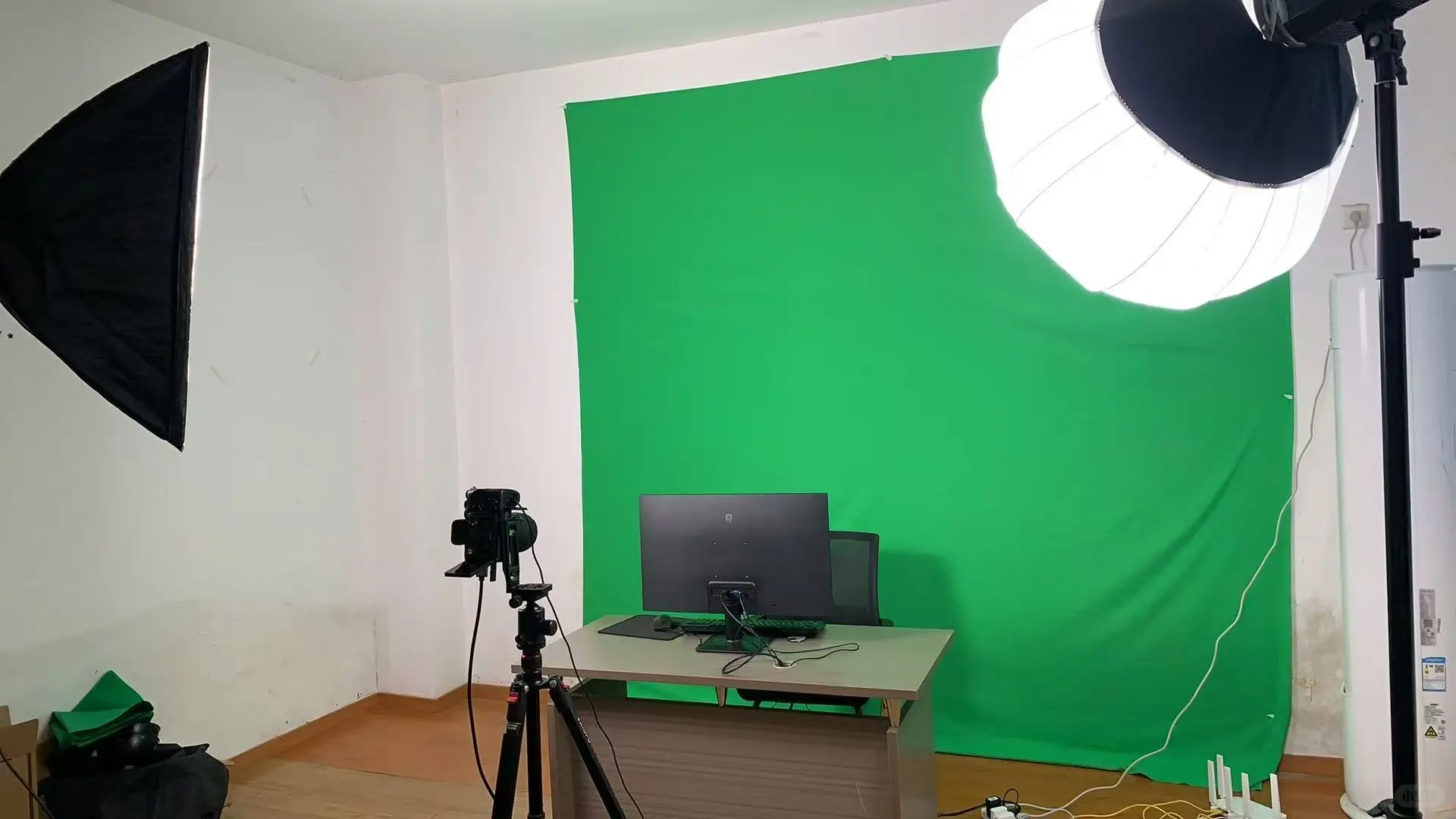 手机+电脑远程直播间搭建指南|4大主流方案