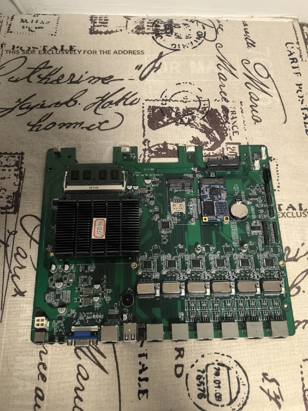 这样的主板你会拿来做什么用？