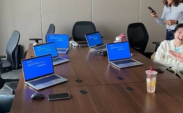 蓝屏的世界🌏➡️🔵