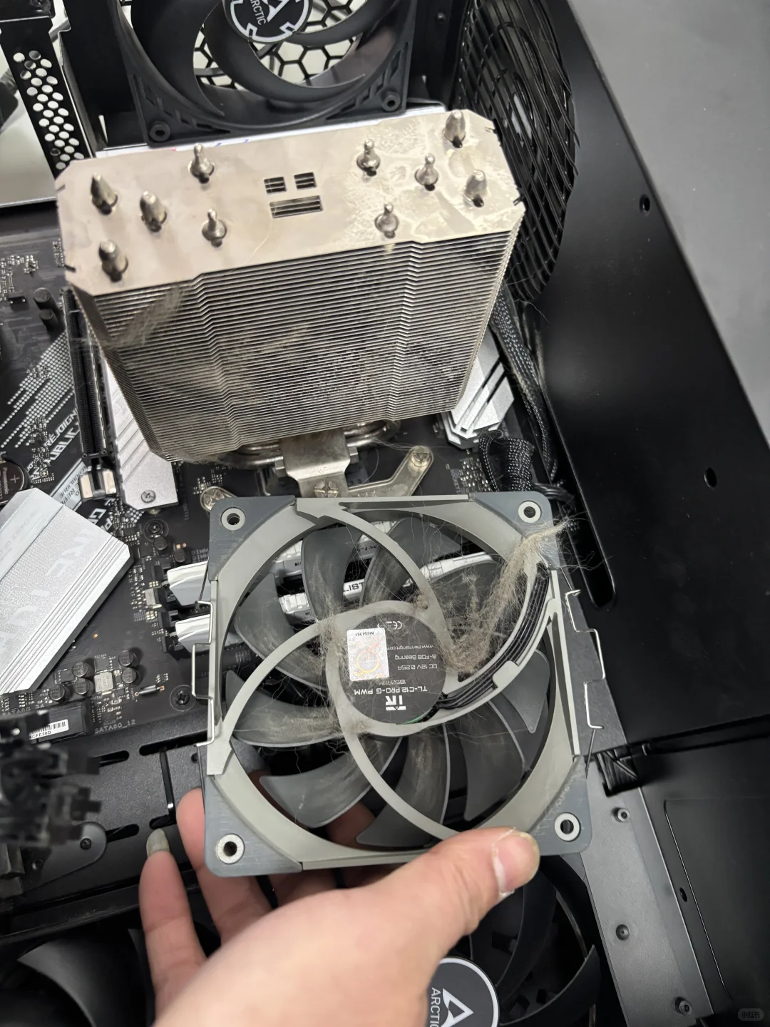 电脑为什么要定期清灰