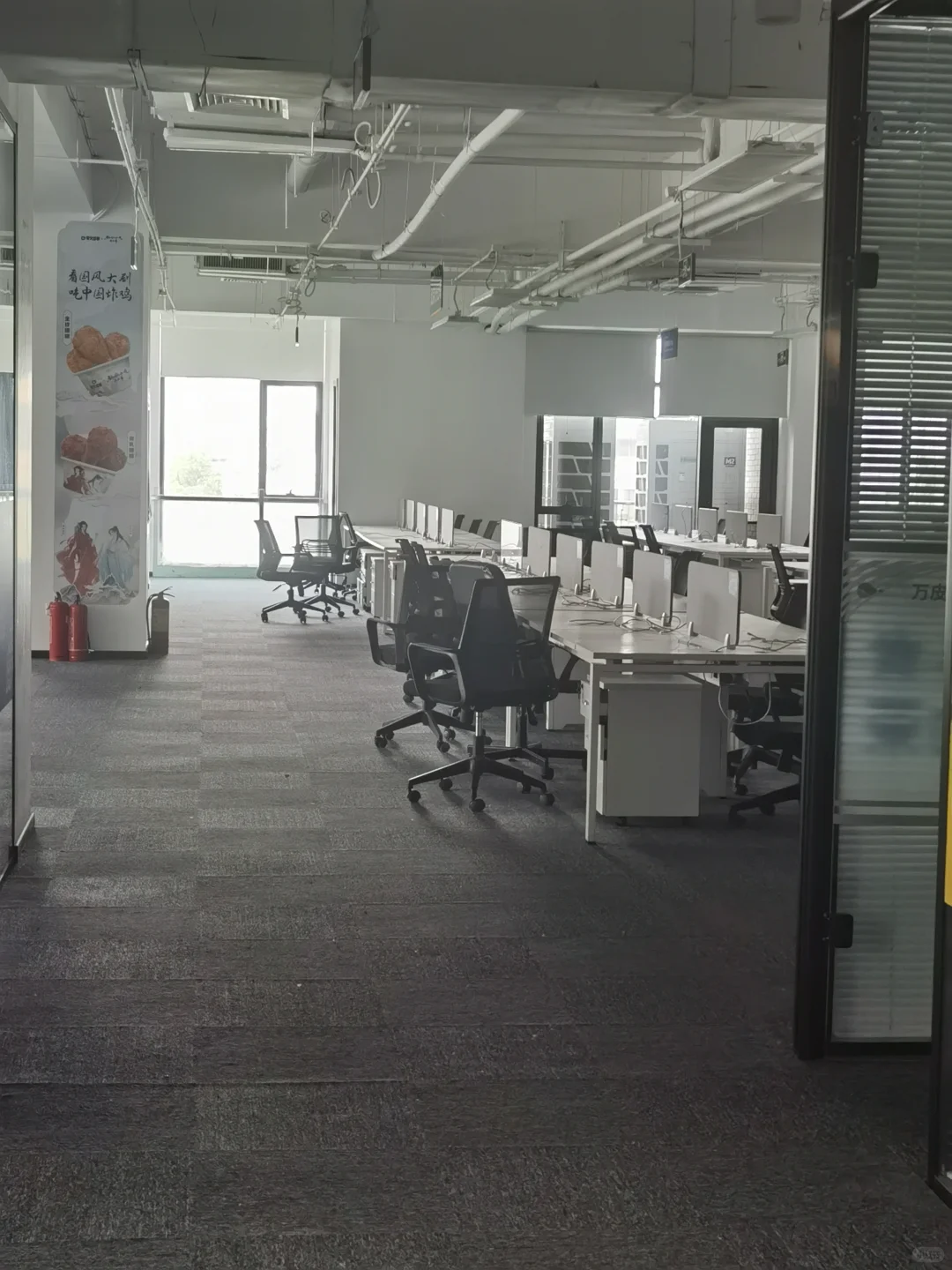 回收一批转卖的公司电脑设备。全部清空！