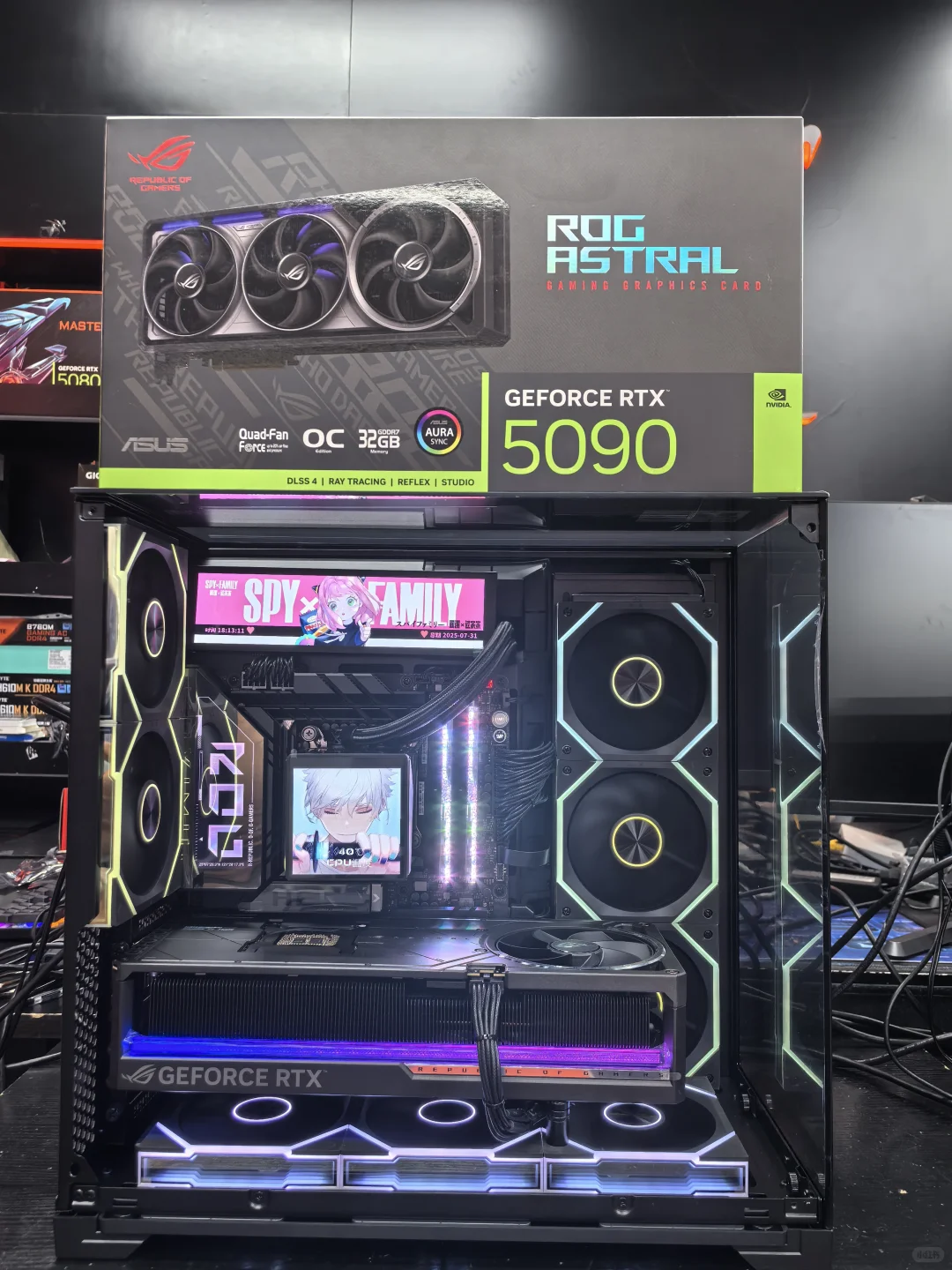 游戏开发小哥哥的梦幻主机，性能拉满💥