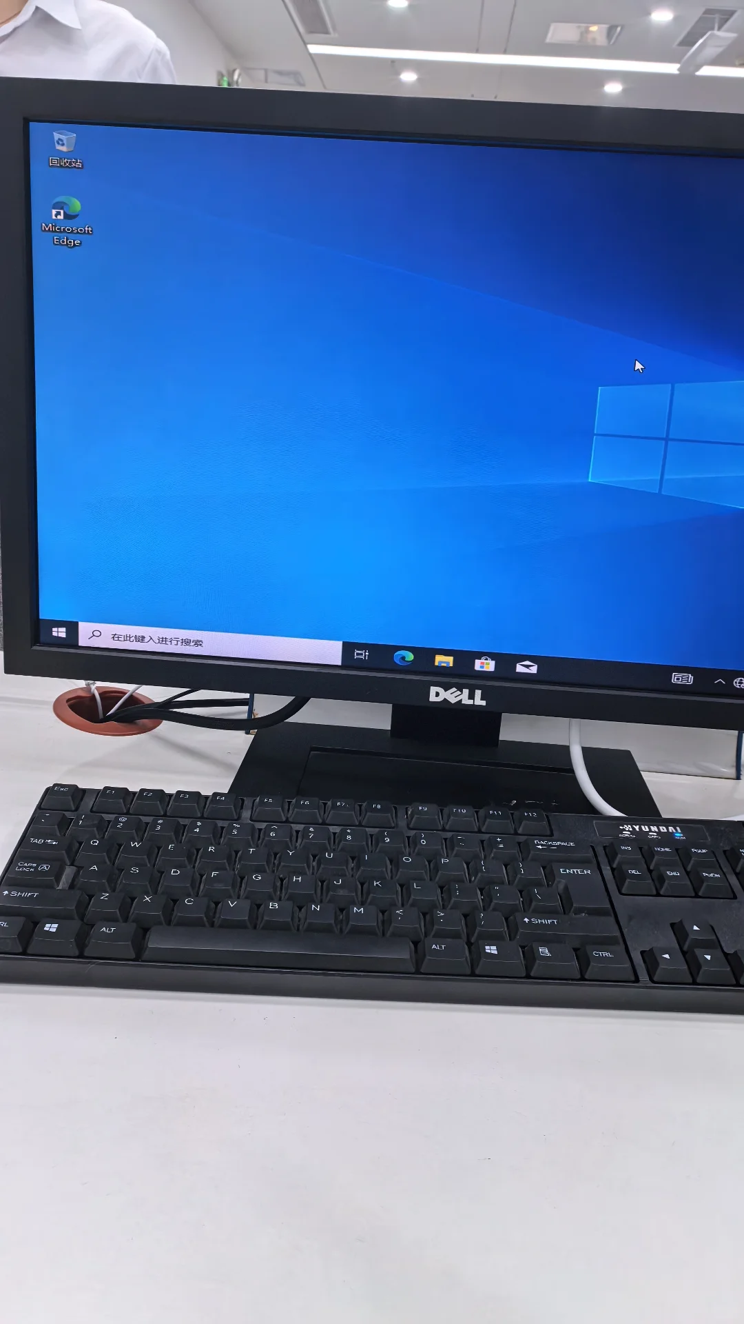 电脑进入不了桌面的，可以尝试一下