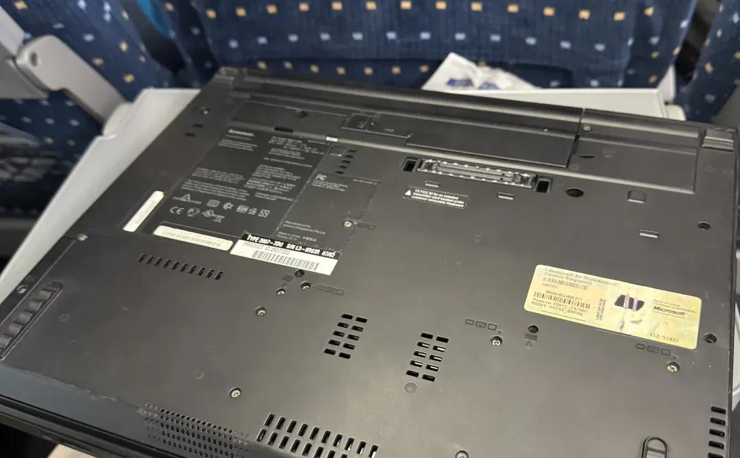 没忍住又买了块大方黑砖方电脑…