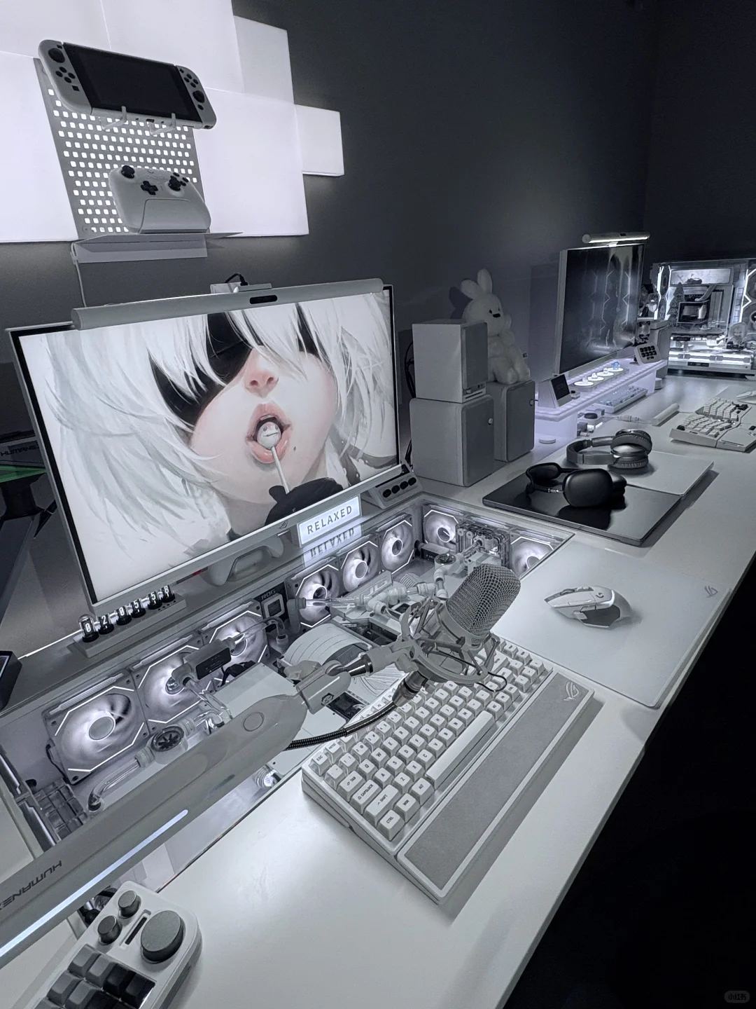 说好的情侣电竞房，却成了我一个人的…